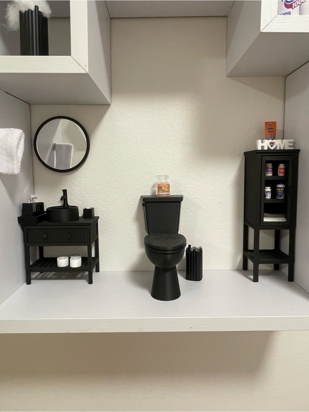 Black Miniature 1:12 Dollhouse Scale Bathroom Furniture